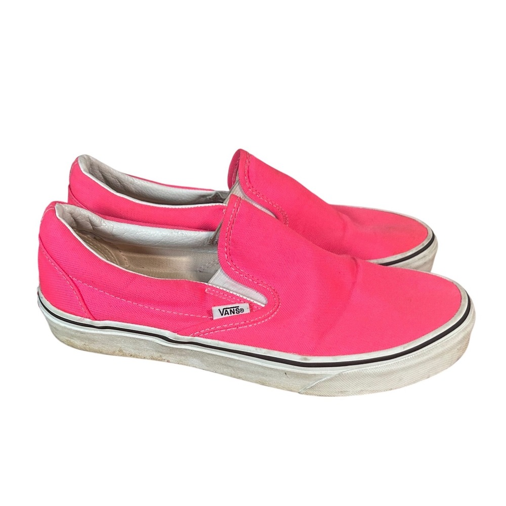 Vans Classic Slip-On Neon Pink Canvas Skate Shoes Mens 7.5 Womens 9.0 Low Top